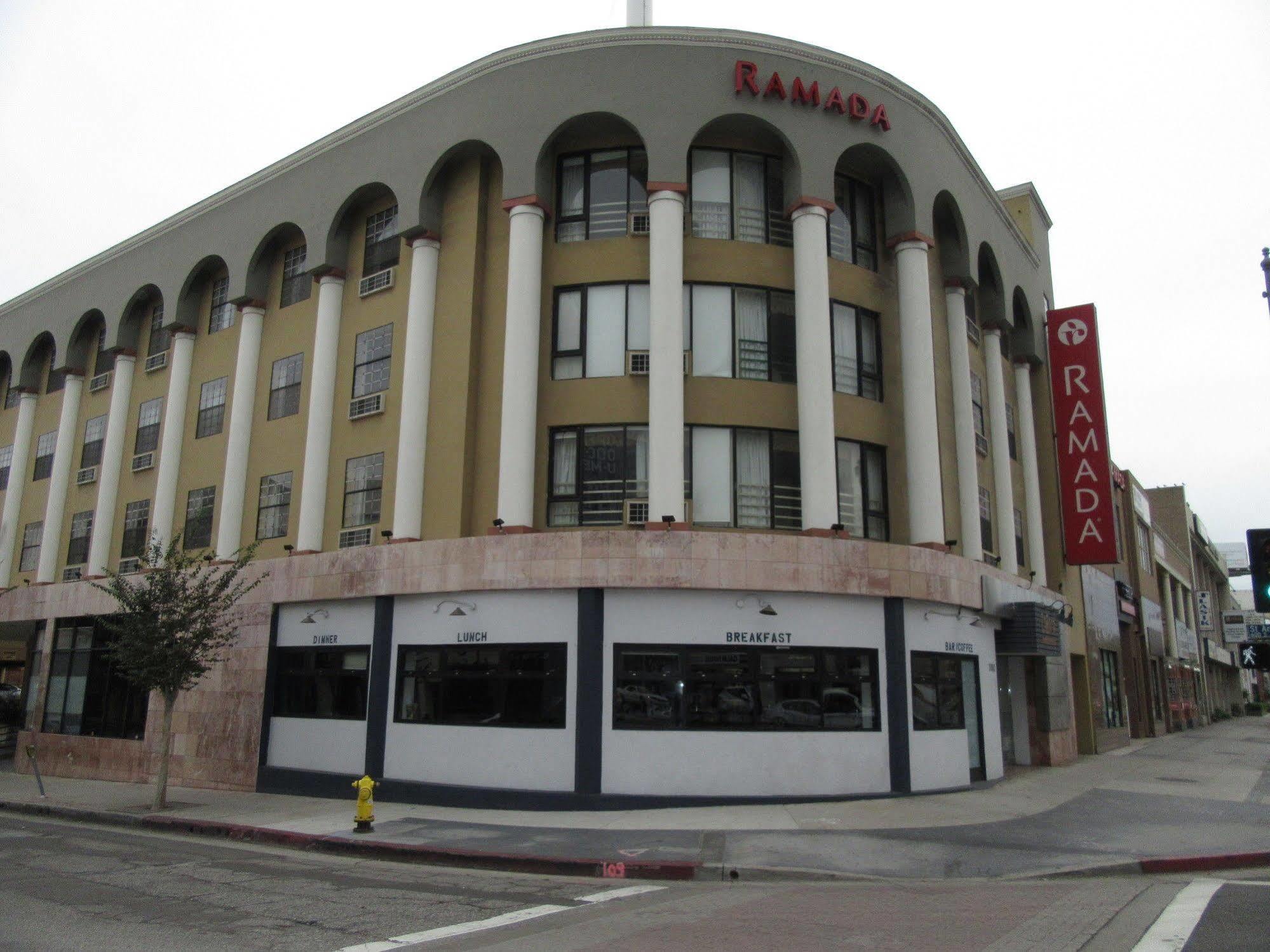 Ramada By Wyndham Los Angeles/Wilshire Center Esterno foto